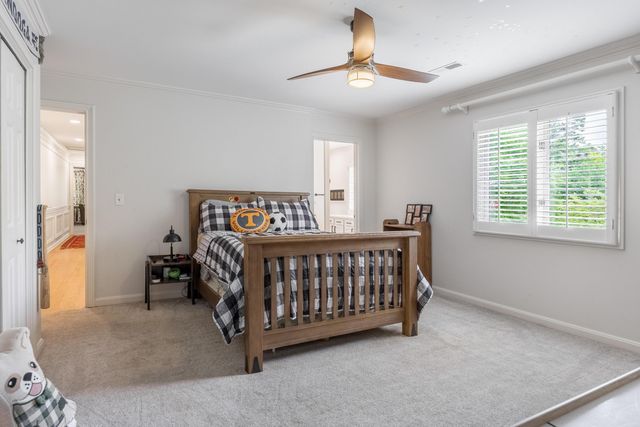 4020 Hamill Road, Hixson, TN 37343
