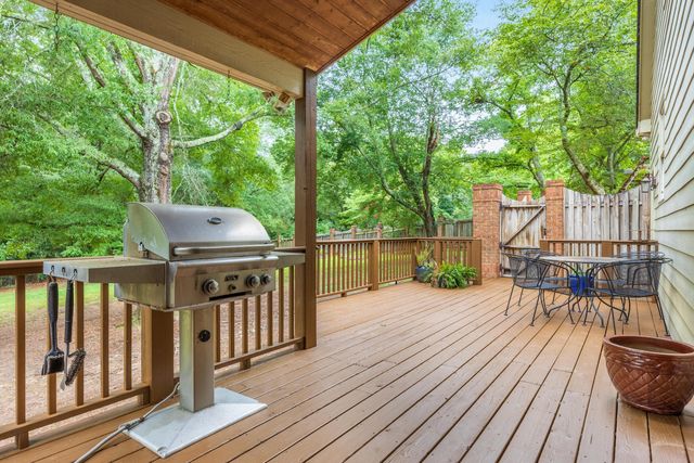 4020 Hamill Road, Hixson, TN 37343