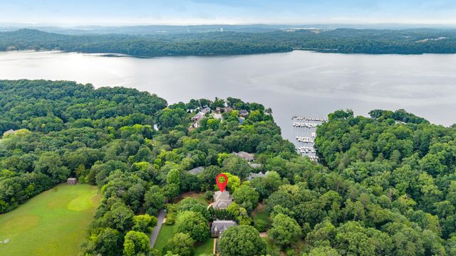 4020 Hamill Road, Hixson, TN 37343