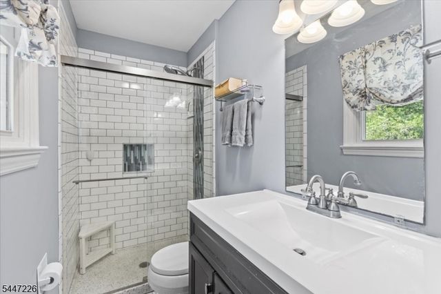 965 Edgewood Dr, Stillwater Twp., NJ 07860