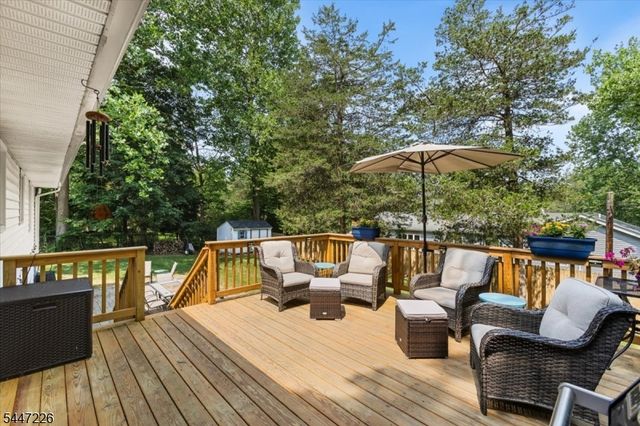 965 Edgewood Dr, Stillwater Twp., NJ 07860
