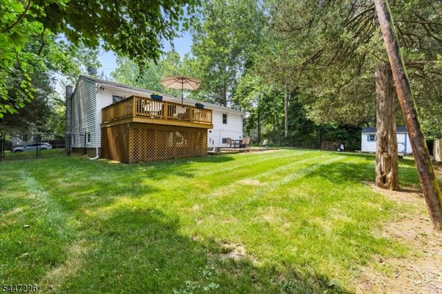 965 Edgewood Dr, Stillwater Twp., NJ 07860