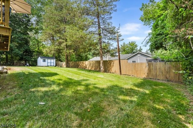 965 Edgewood Dr, Stillwater Twp., NJ 07860