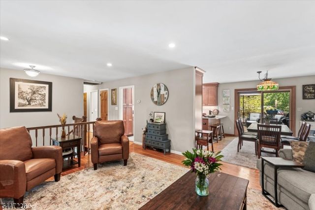 965 Edgewood Dr, Stillwater Twp., NJ 07860