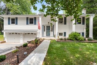 965 Edgewood Dr, Stillwater Twp., NJ 07860