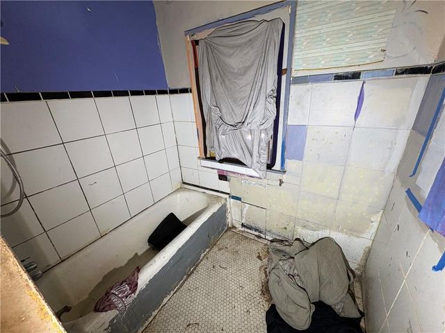 5437 Brooklyn Avenue, Kansas City, MO 64130