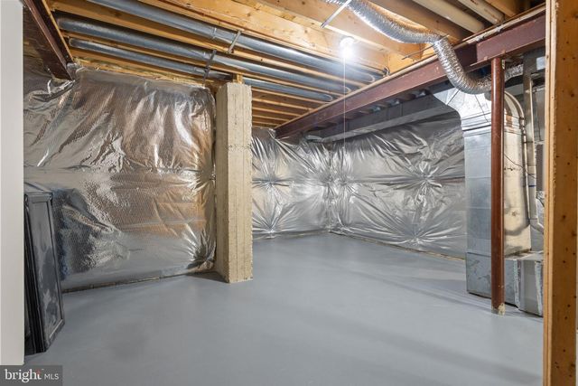 2370 WHITESTONE HILL CT, Falls Church, VA 22043