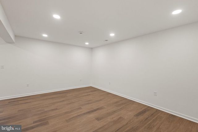 2370 WHITESTONE HILL CT, Falls Church, VA 22043