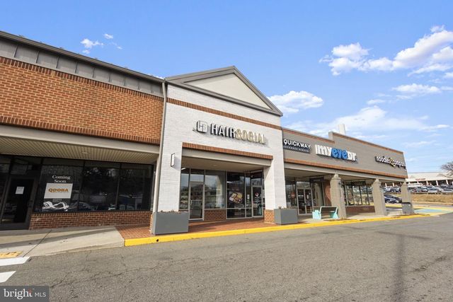 2370 WHITESTONE HILL CT, Falls Church, VA 22043