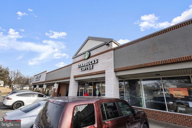 2370 WHITESTONE HILL CT, Falls Church, VA 22043