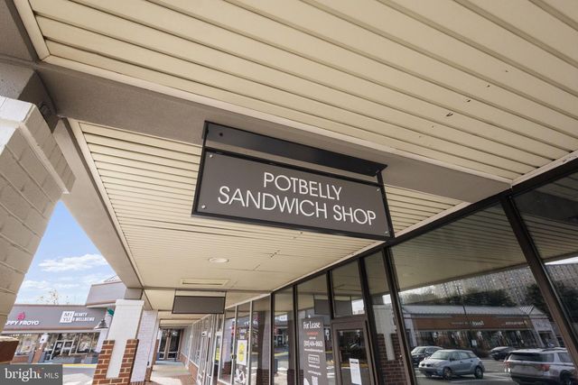 2370 WHITESTONE HILL CT, Falls Church, VA 22043