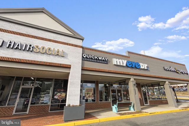 2370 WHITESTONE HILL CT, Falls Church, VA 22043