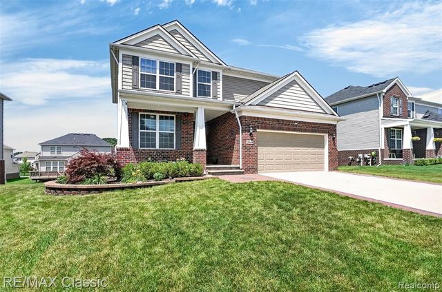 29949 Macintosh Lane, New Hudson, MI 48165