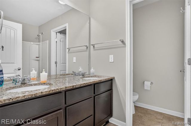 29949 Macintosh Lane, New Hudson, MI 48165