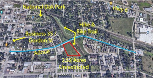 650 E Adoue Street, Alvin, TX 77511