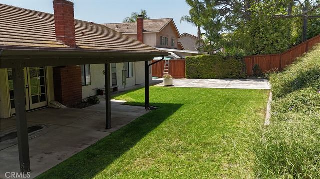 5731 E Crater Lake, Orange, CA 92867