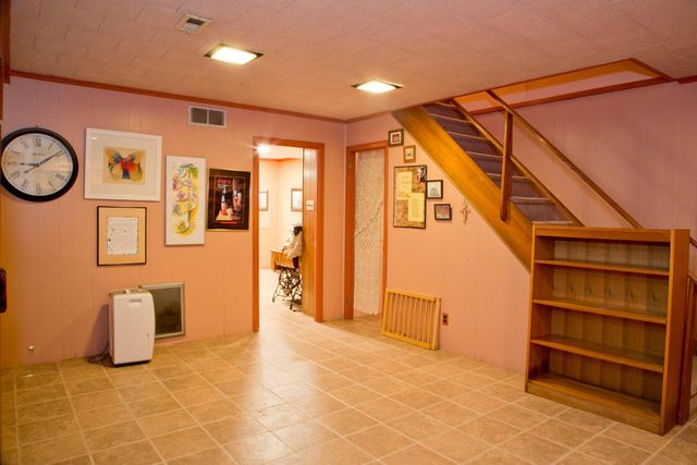 155 STRATFORD DR, Philadelphia, PA 19115