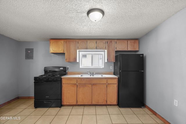 1922 HAPPER Street, El Paso, TX 79903