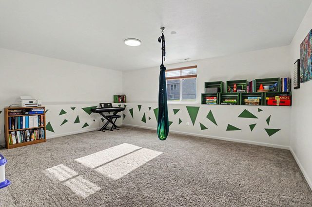 20260 Kiefer Way, South Bend, IN 46637