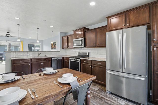 20260 Kiefer Way, South Bend, IN 46637
