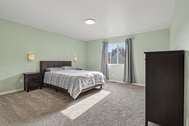 20260 Kiefer Way, South Bend, IN 46637