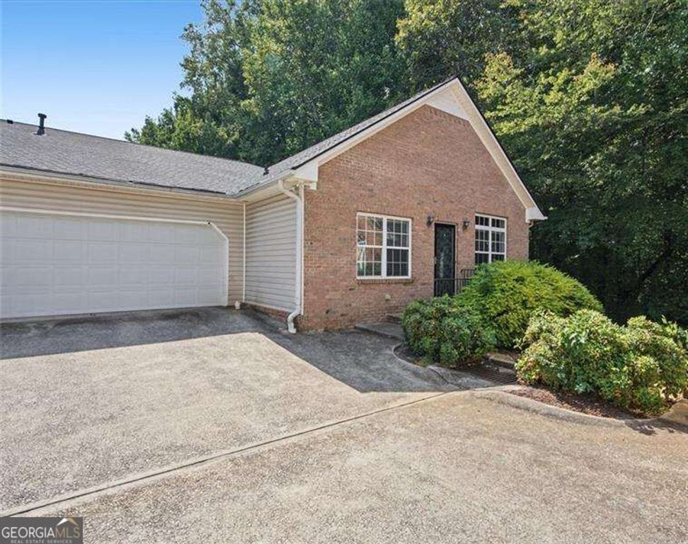 3406 Double Eagle Drive 28, Marietta, GA 30008 — exterior