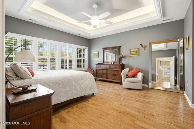 42 Twilight Drive, Barnegat, NJ 08005
