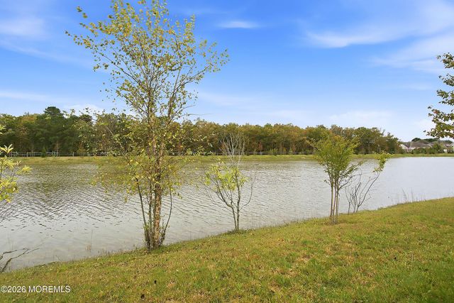 42 Twilight Drive, Barnegat, NJ 08005