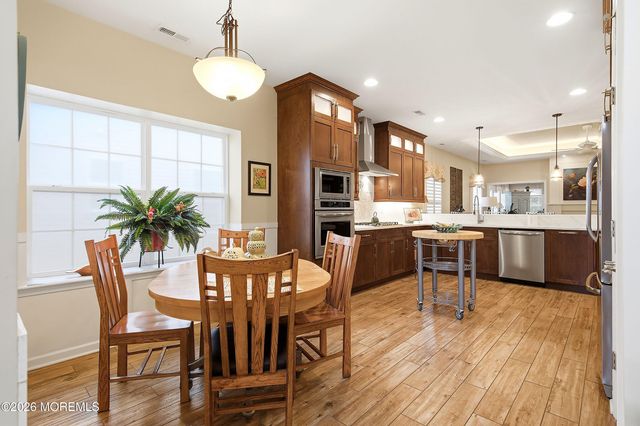 42 Twilight Drive, Barnegat, NJ 08005