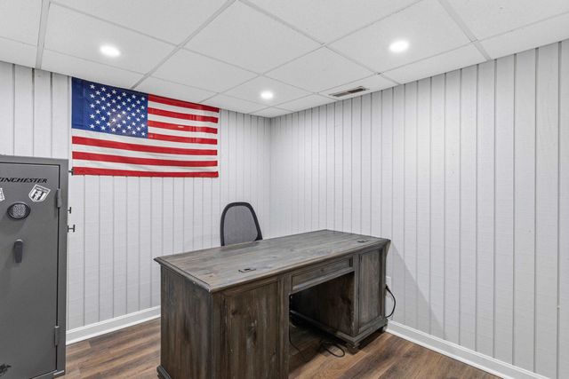 32 Syracuse Road, Nashua, NH 03064