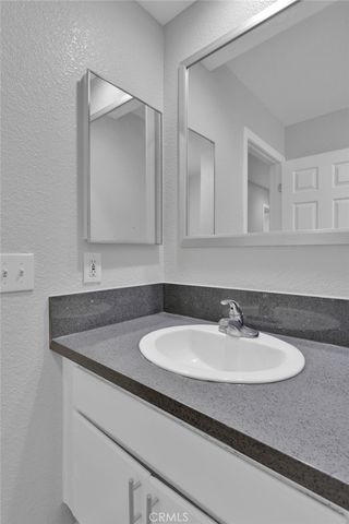 12268 Shadow, Victorville, CA 92392