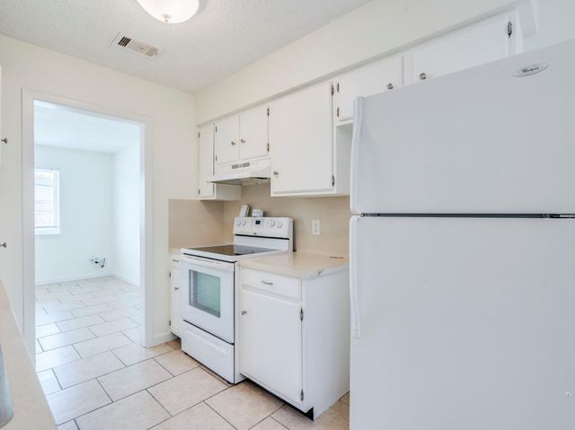 3404 Willowrun CV C, Austin, TX 78704
