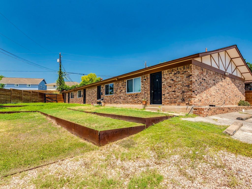 3404 Willowrun CV C, Austin, TX 78704
