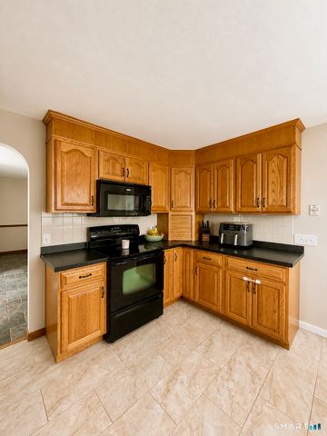 172 Carpenter Avenue, Meriden, CT 06450
