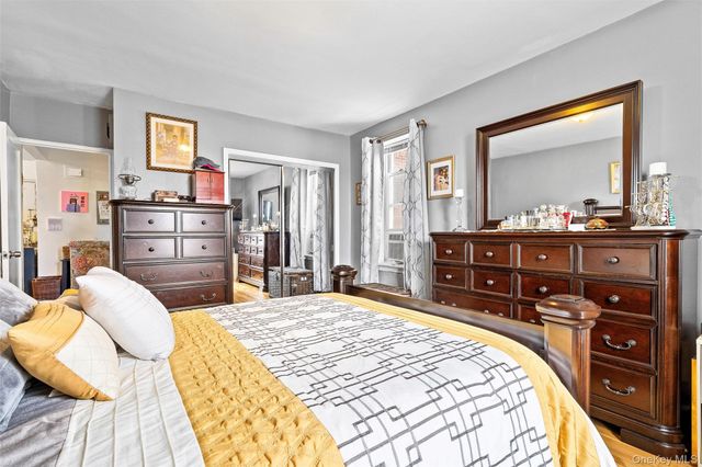 2080 Barnes Avenue 4A, Bronx, NY 10462