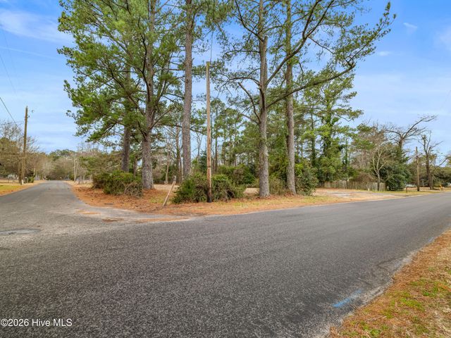 2307 Mckinley Avenue, New Bern, NC 28562