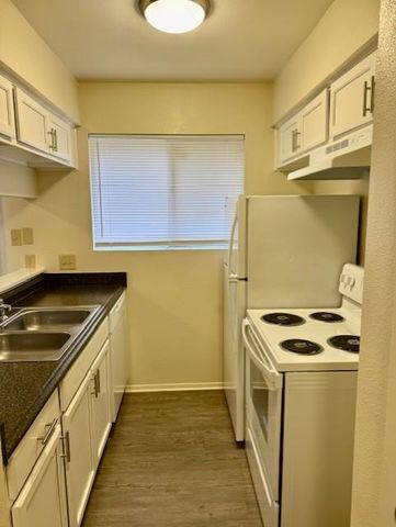 2807-D Parker Ln LN, Austin, TX 78741