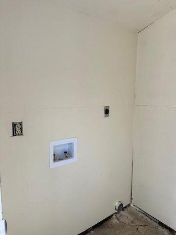 2807-D Parker Ln LN, Austin, TX 78741