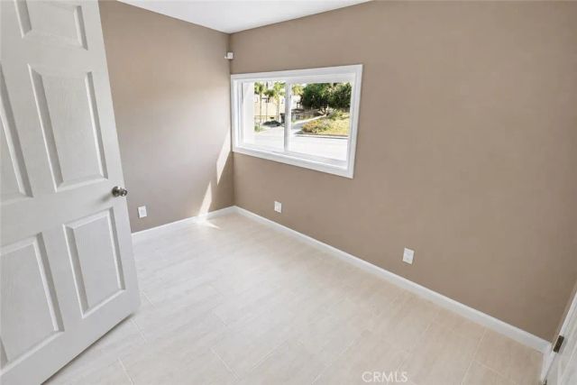 305 Civic Center Drive, Vista, CA 92084