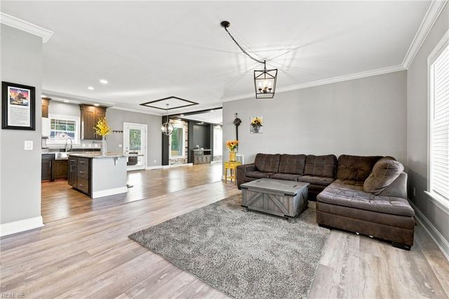 220 Kingsale RD, Suffolk, VA 23437