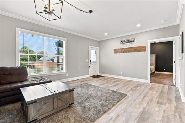 220 Kingsale RD, Suffolk, VA 23437