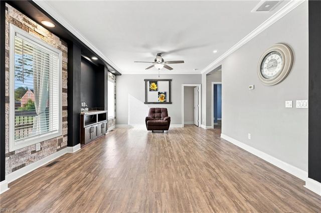 220 Kingsale RD, Suffolk, VA 23437