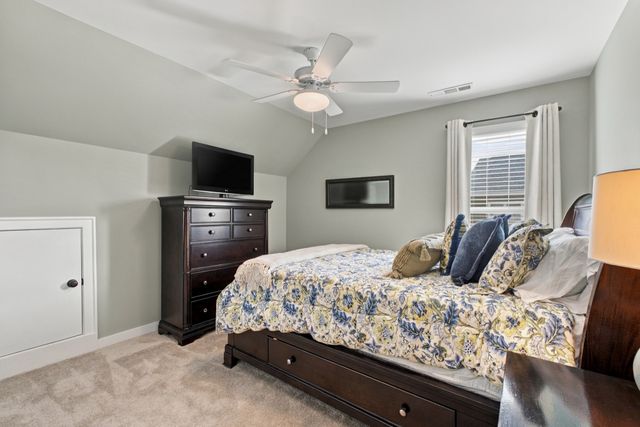 863 Plowson Rd, Mount Juliet, TN 37122