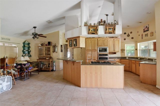 2700 WACCASSA STREET, Geneva, FL 32732