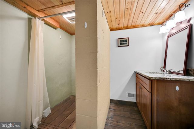 5910 LITTLEFIELD AVE, Reading, PA 19606