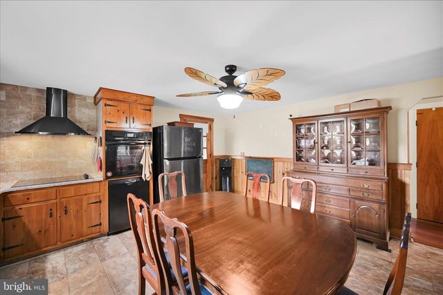 5910 LITTLEFIELD AVE, Reading, PA 19606