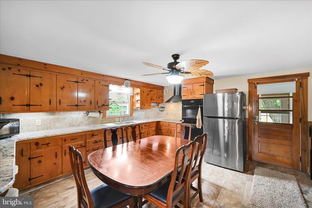 5910 LITTLEFIELD AVE, Reading, PA 19606