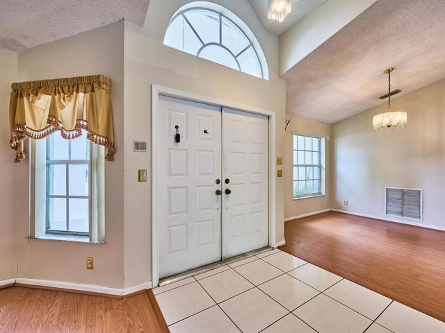 4610 NW 100th Way, Coral Springs, FL 33076