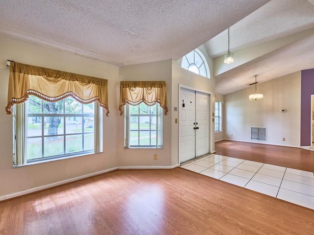 4610 NW 100th Way, Coral Springs, FL 33076