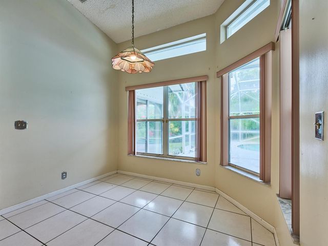 4610 NW 100th Way, Coral Springs, FL 33076